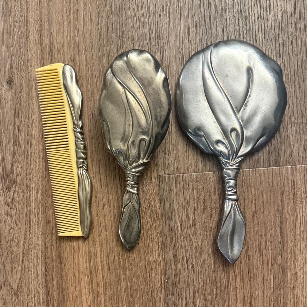 Godinger Antique-Style Hand Mirror & Brush Set with Comb